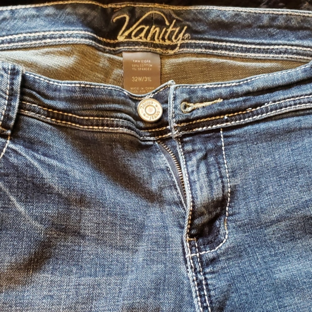Vanity Jean's